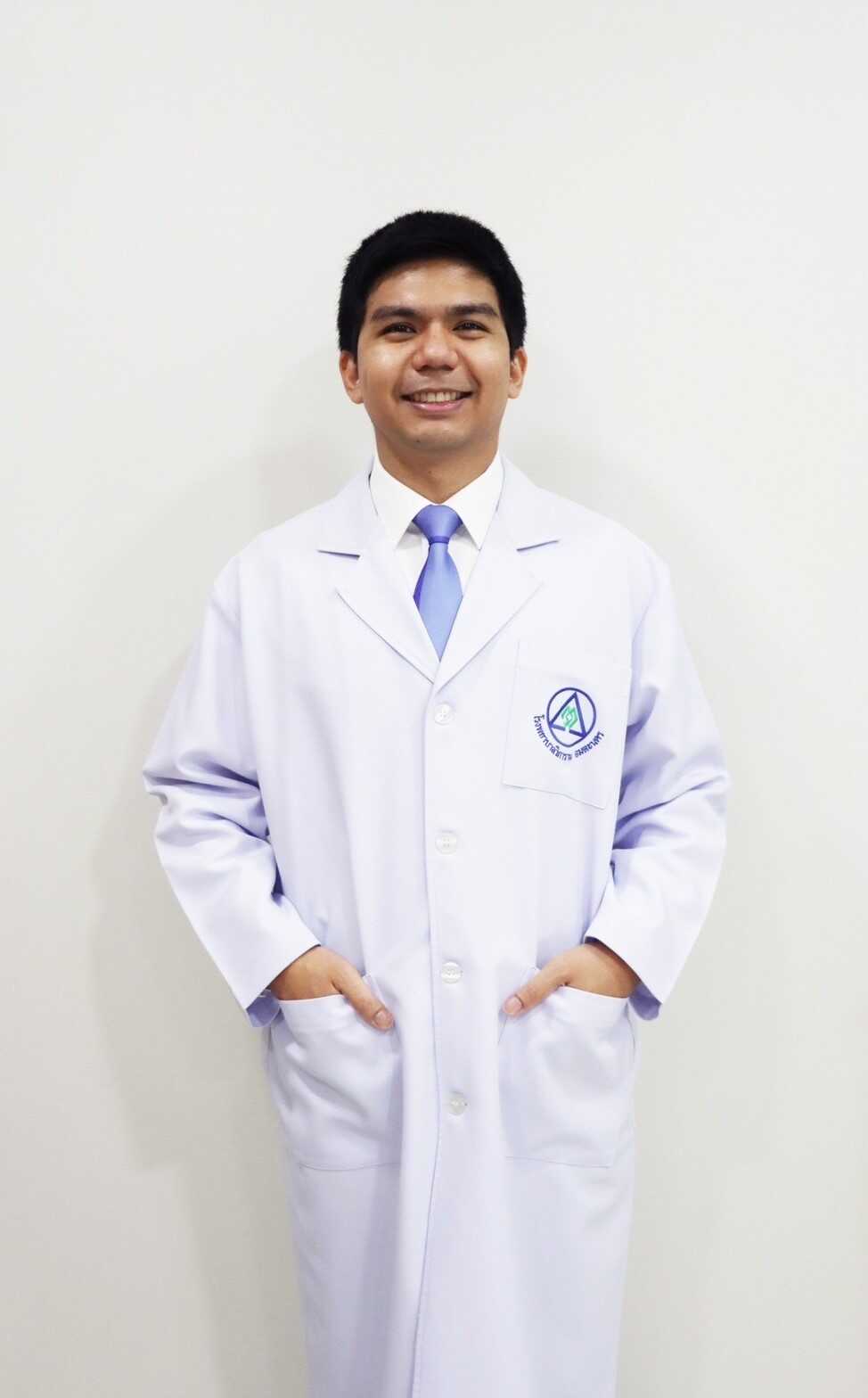 DR. ATHIT NGEAMSUWAN